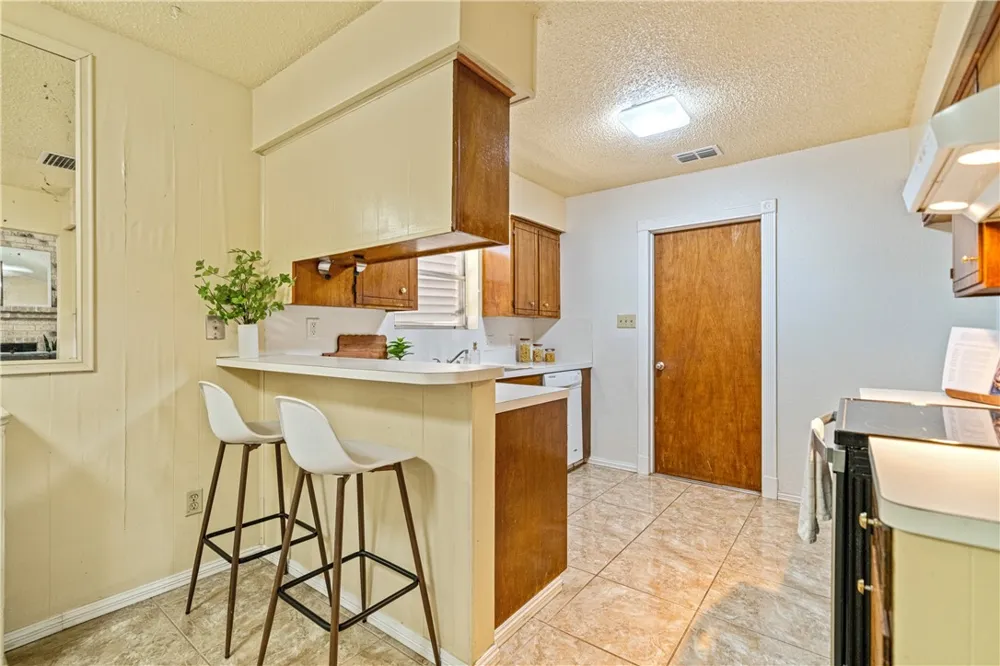 2210 Brighton Drive Corpus Christi, TX 78418