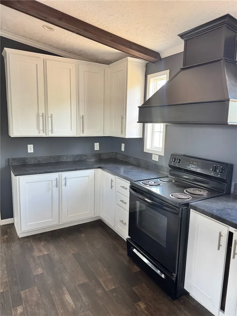 4942 County Road 110 San Diego, TX 78384