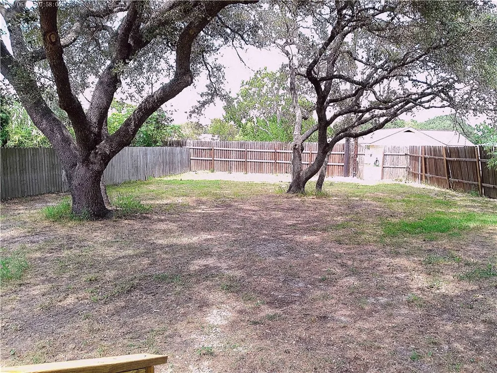 1408 MALLARD DRIVE Rockport, TX 78382