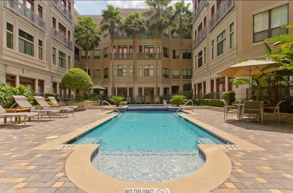 1901 Post Oak Boulevard #3609 Houston, TX 77056