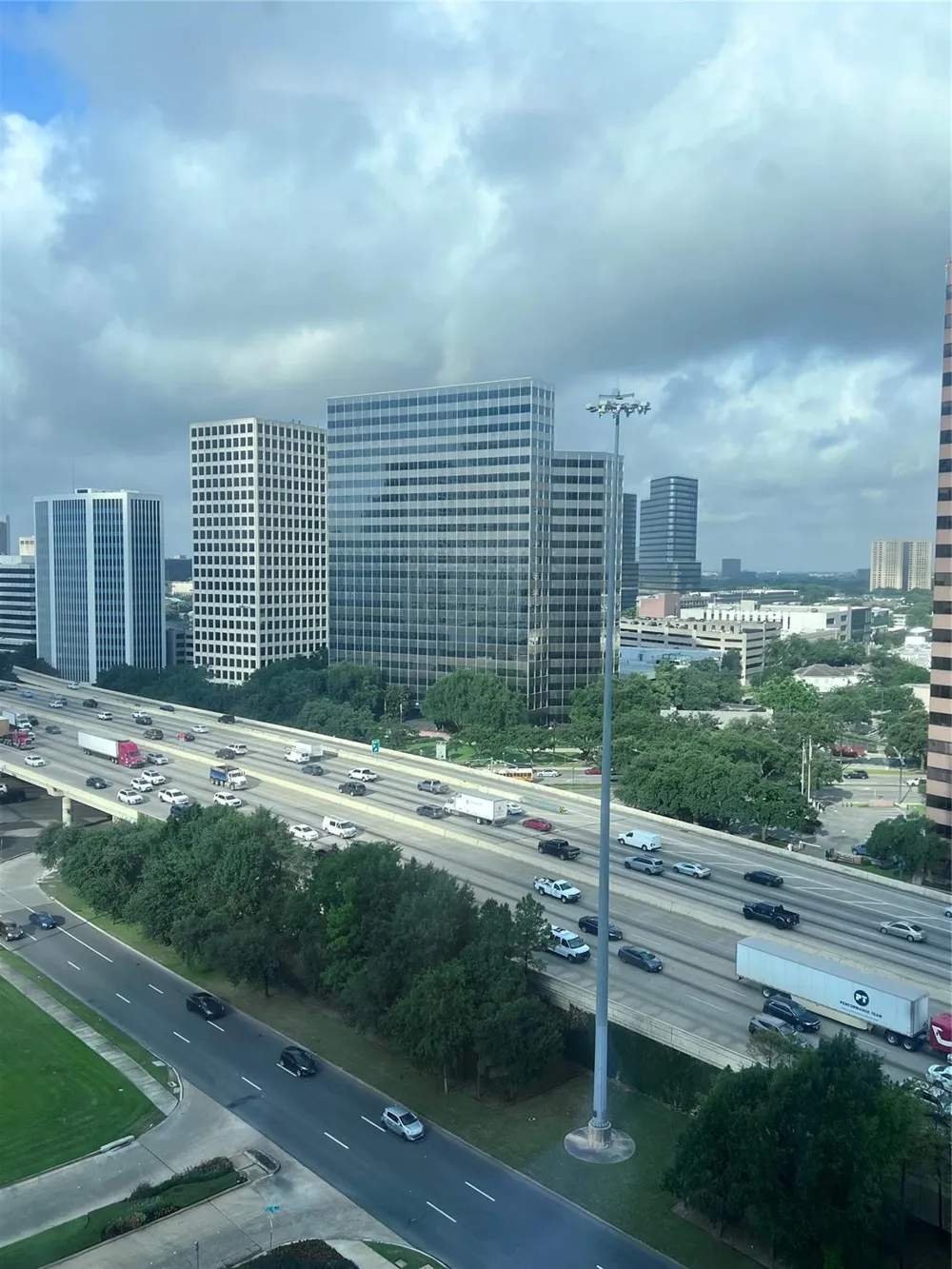 1901 Post Oak Boulevard #3609 Houston, TX 77056