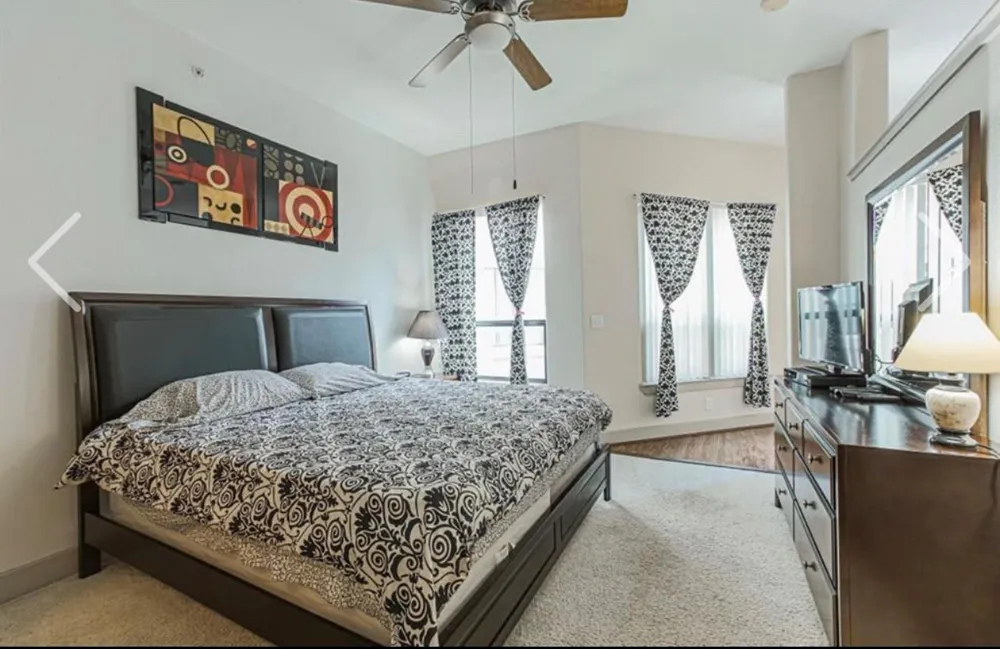 1901 Post Oak Boulevard #3609 Houston, TX 77056