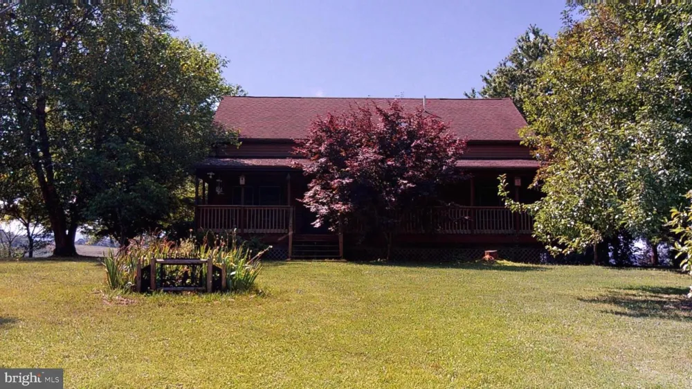 4038 MOUNT OLIVE Rio, WV 26755