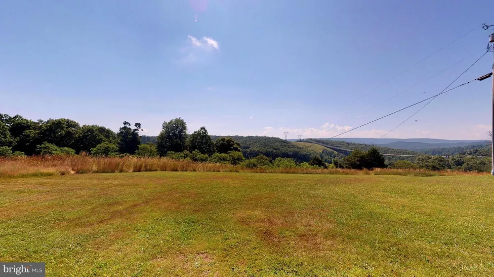 4038 MOUNT OLIVE Rio, WV 26755
