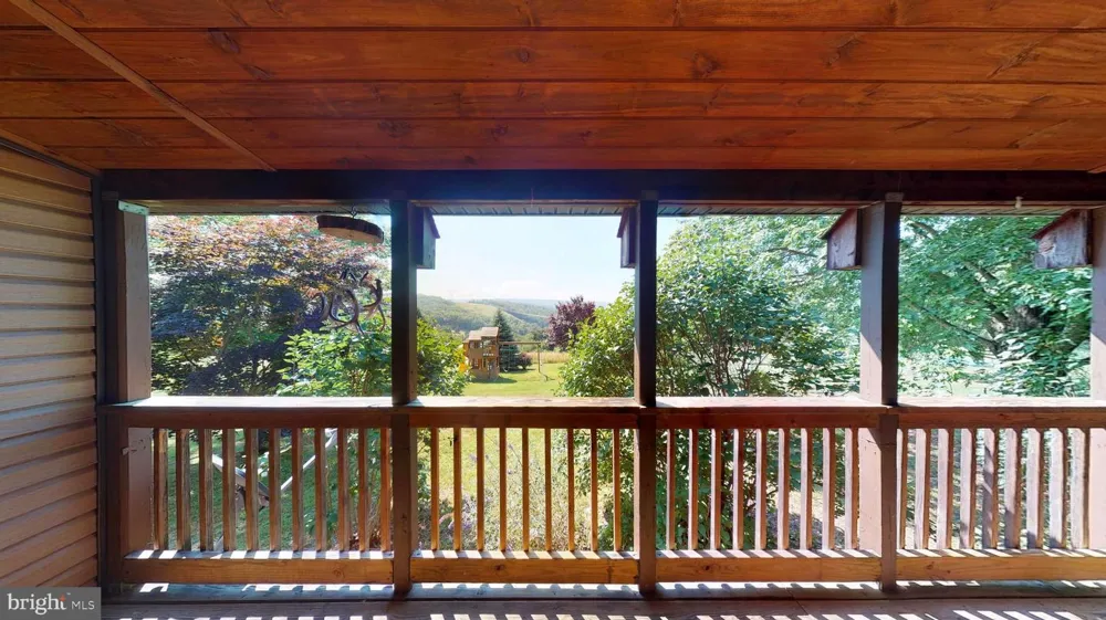 4038 MOUNT OLIVE Rio, WV 26755