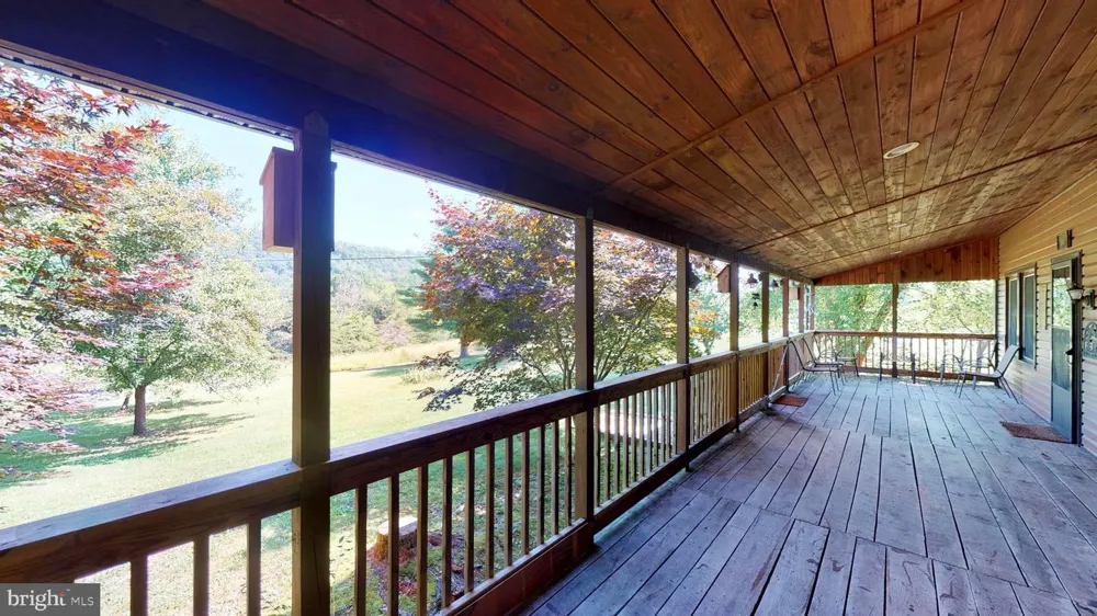 4038 MOUNT OLIVE Rio, WV 26755