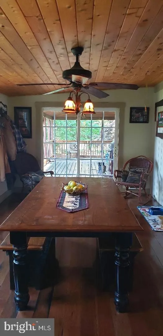 4038 MOUNT OLIVE Rio, WV 26755