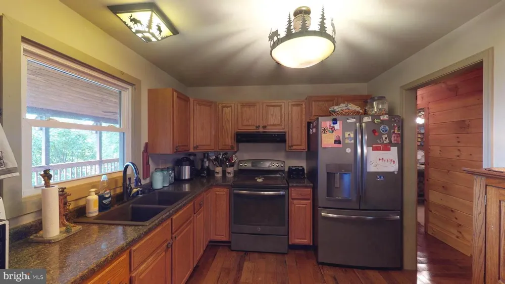4038 MOUNT OLIVE Rio, WV 26755