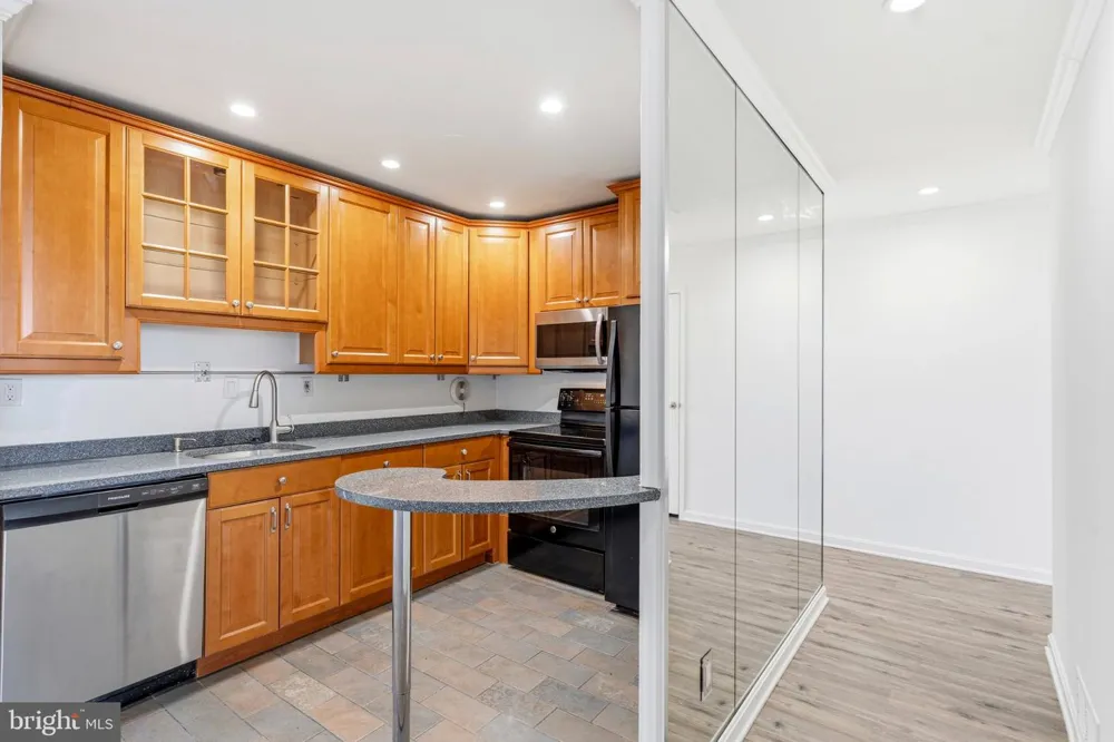 9701 FIELDS ROAD #1008 Gaithersburg, MD 20878