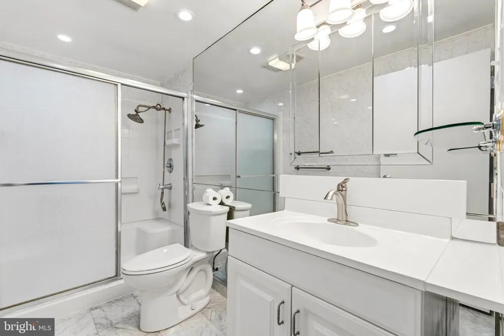 9701 FIELDS ROAD #1008 Gaithersburg, MD 20878