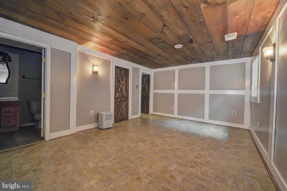 7794 EUCLID WAY Springfield, VA 22153