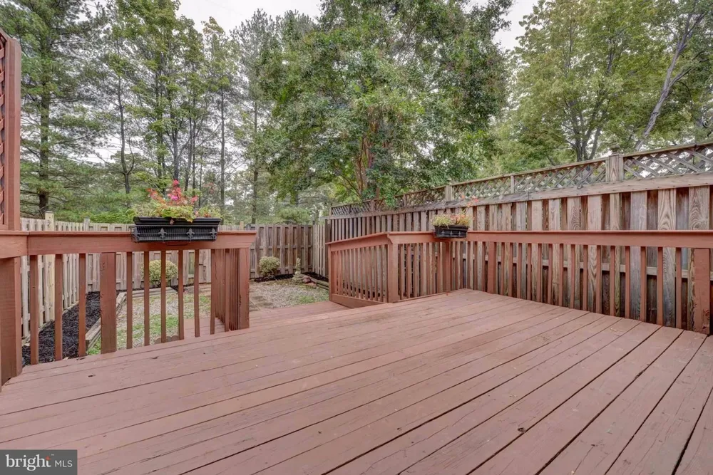 7794 EUCLID WAY Springfield, VA 22153