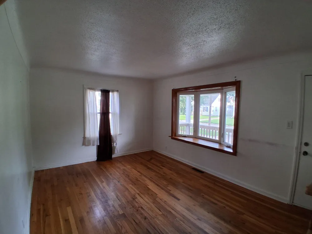 631 Campbell Street Flint, MI 48507