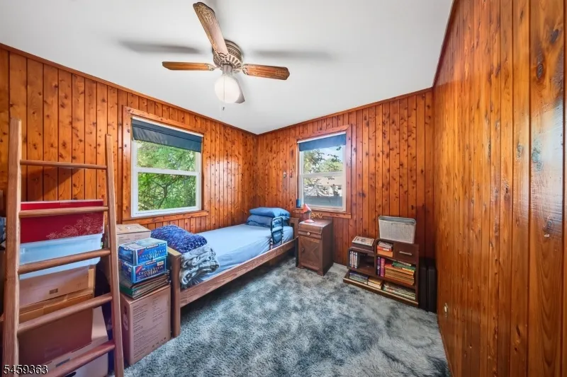 5 Lydecker Pl Middlesex, NJ 08846
