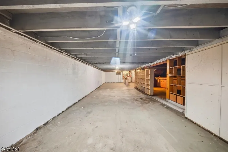 5 Lydecker Pl Middlesex, NJ 08846