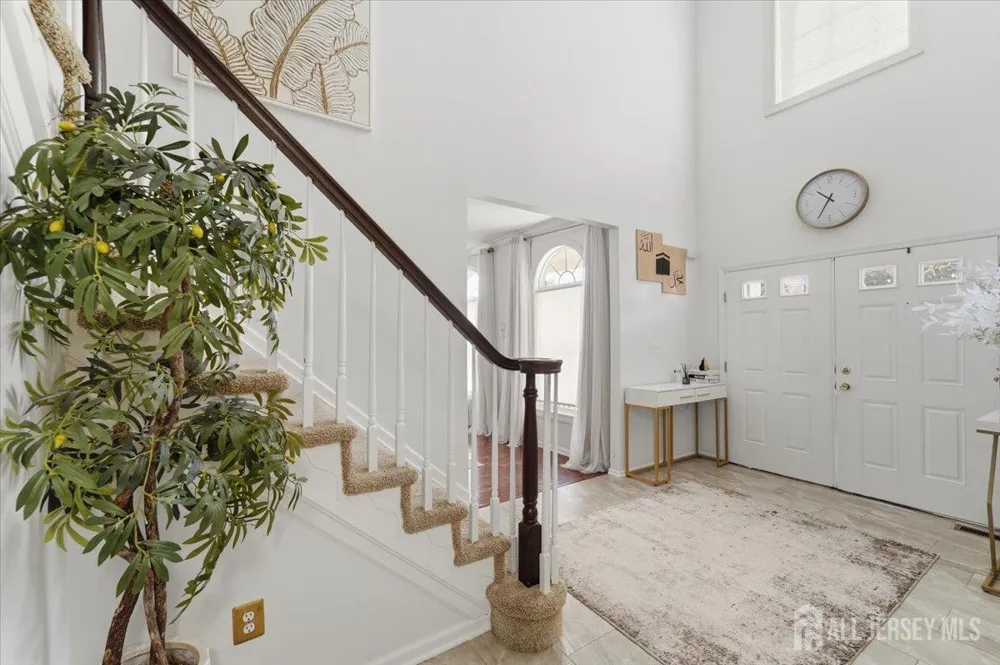 42 Margaret Drive Somerset County, NJ 08873