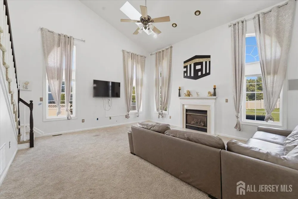 42 Margaret Drive Somerset County, NJ 08873