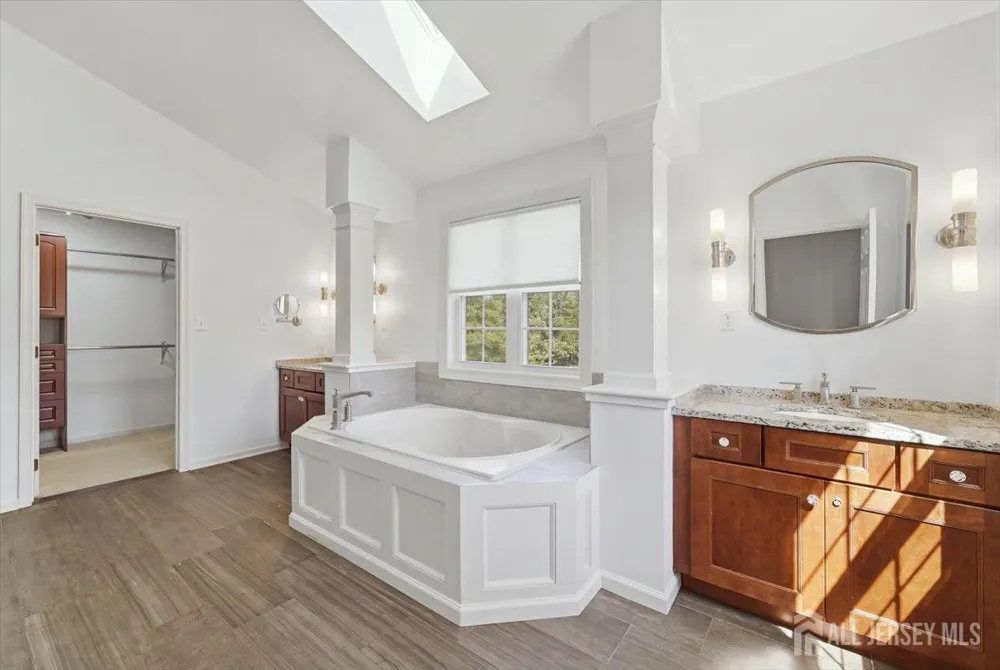 42 Margaret Drive Somerset County, NJ 08873