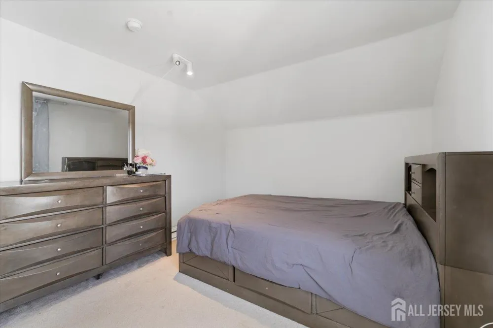 42 Margaret Drive Somerset County, NJ 08873