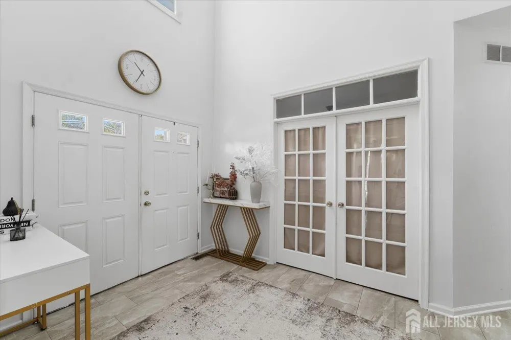 42 Margaret Drive Somerset County, NJ 08873
