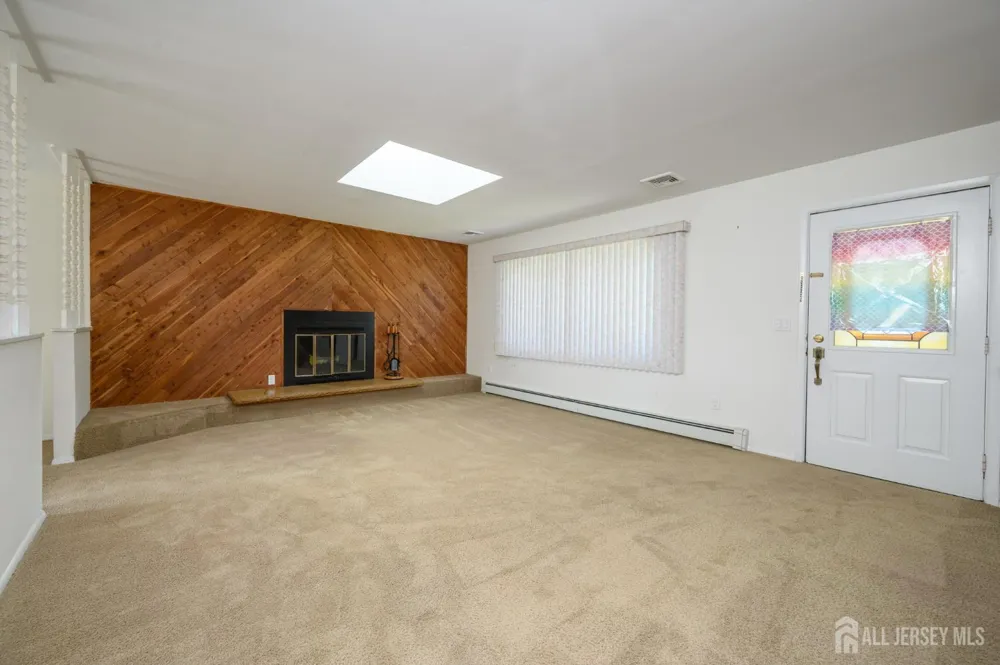 300 Beechmont Street Toms River, NJ 08757