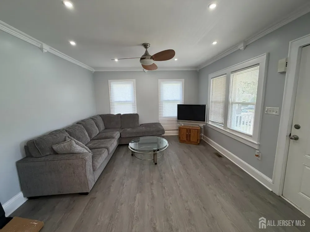 14 Fountain Street East Brunswick, NJ 08816