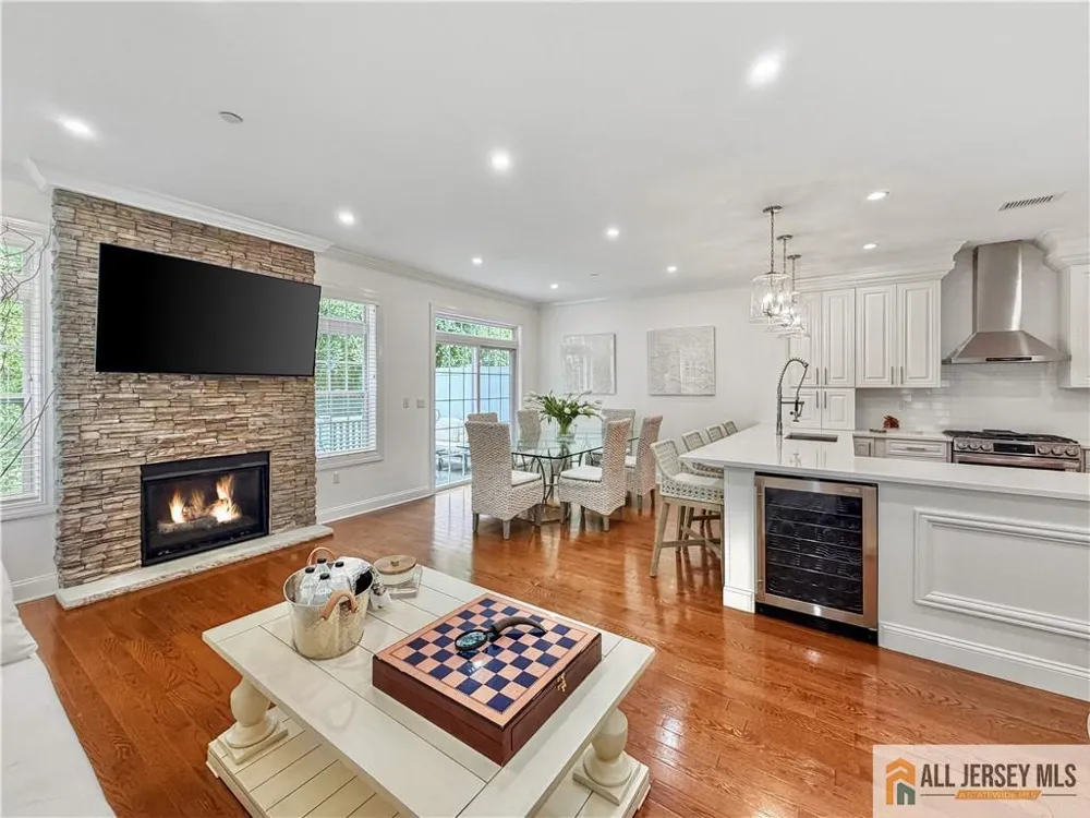 6 Cottrell Court #6 Old Bridge, NJ 08857