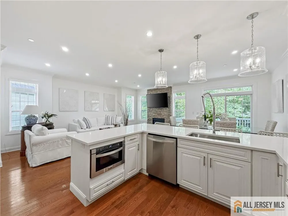 6 Cottrell Court #6 Old Bridge, NJ 08857