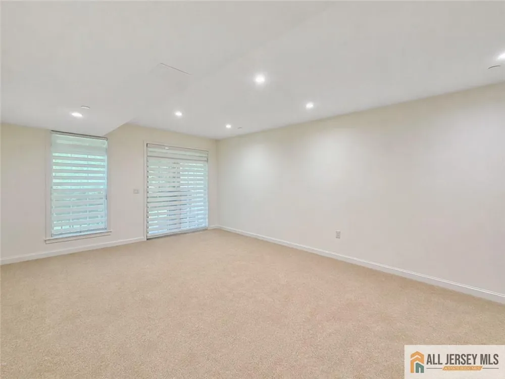 6 Cottrell Court #6 Old Bridge, NJ 08857