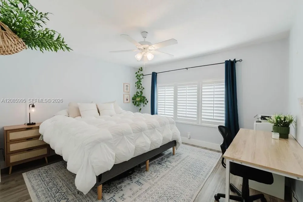1732 SW 103rd Pl Miami, FL 33165