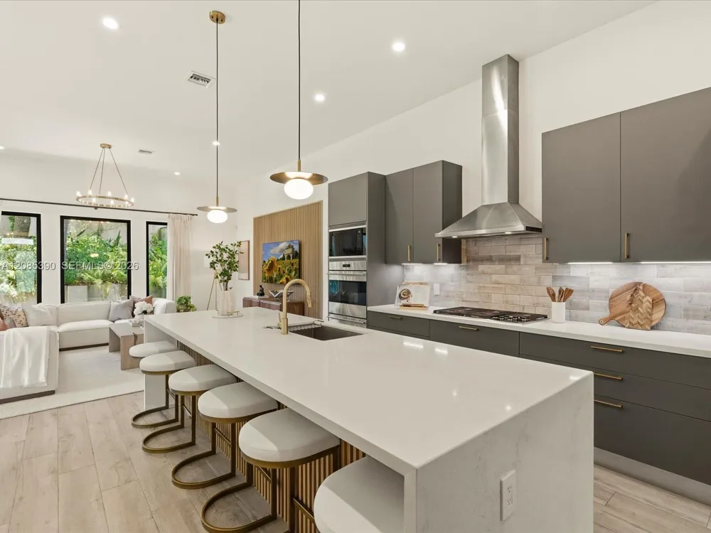 3439 Brookfield Cir N #3439 Hollywood, FL 33312