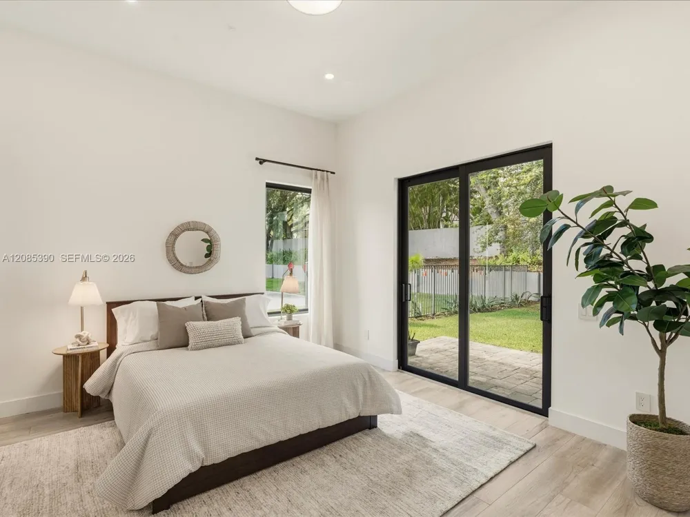 3439 Brookfield Cir N #3439 Hollywood, FL 33312