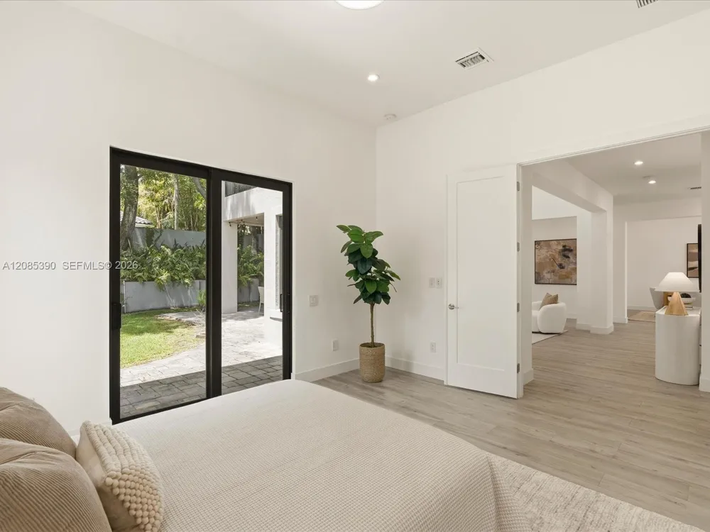 3439 Brookfield Cir N #3439 Hollywood, FL 33312