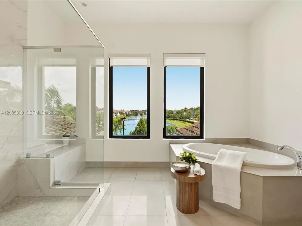 3439 Brookfield Cir N #3439 Hollywood, FL 33312