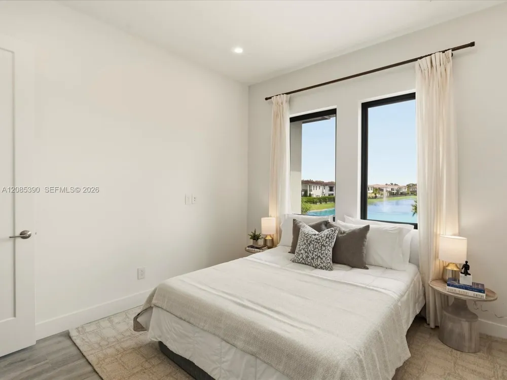 3439 Brookfield Cir N #3439 Hollywood, FL 33312