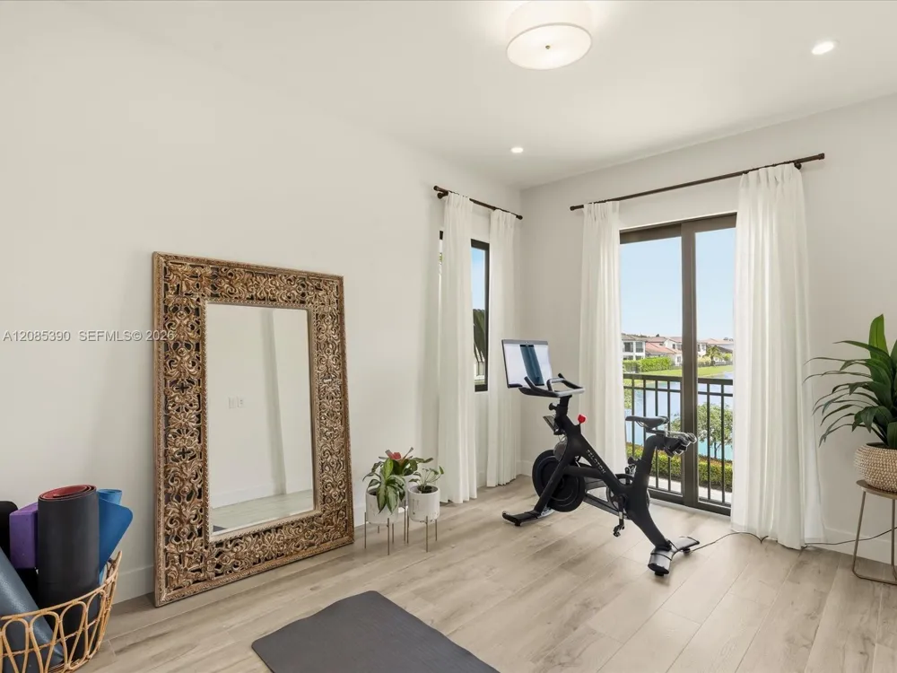 3439 Brookfield Cir N #3439 Hollywood, FL 33312