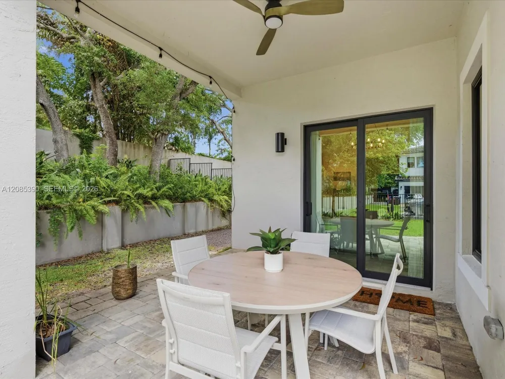 3439 Brookfield Cir N #3439 Hollywood, FL 33312