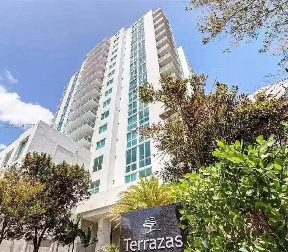 1861 NW S River Dr #1401 Miami, FL 33125