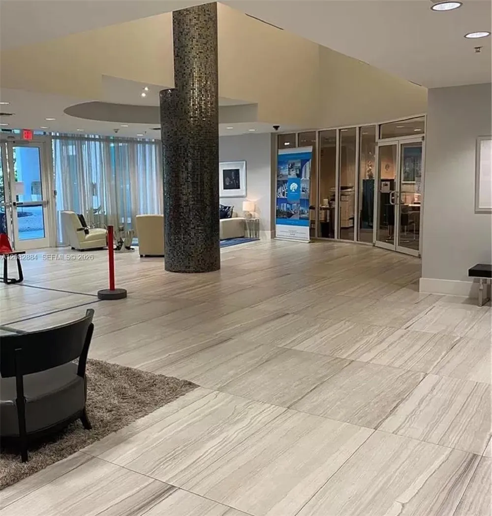 1861 NW S River Dr #1401 Miami, FL 33125