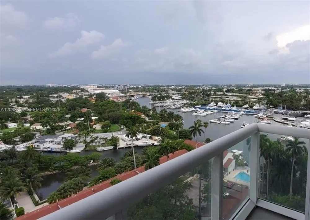 1861 NW S River Dr #1401 Miami, FL 33125
