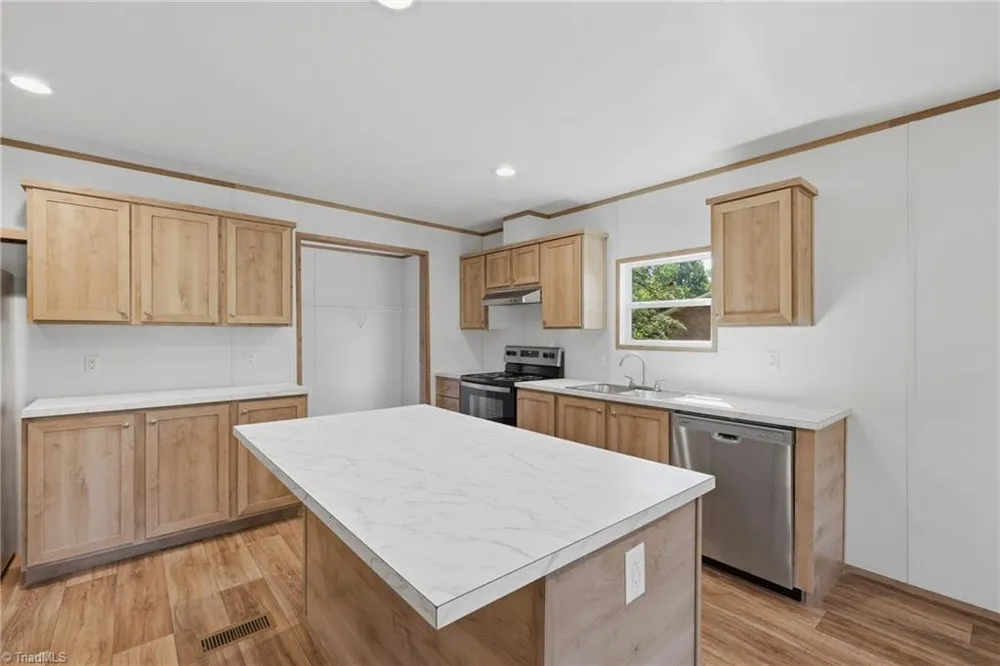 297 Glenn Dancy Road Hays, NC 28635