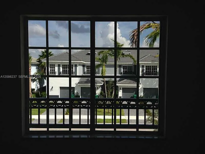 3566 NW 13th St Lauderhill, FL 33311