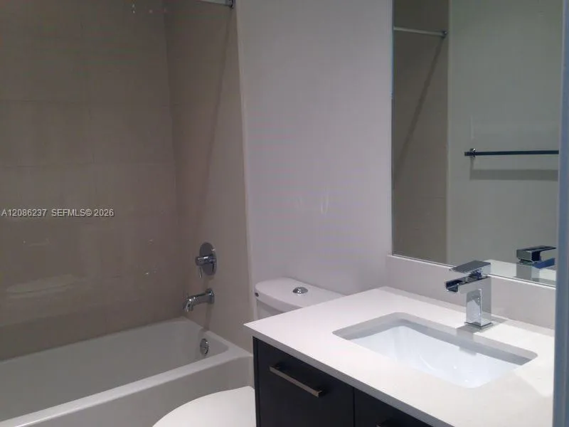 3566 NW 13th St Lauderhill, FL 33311