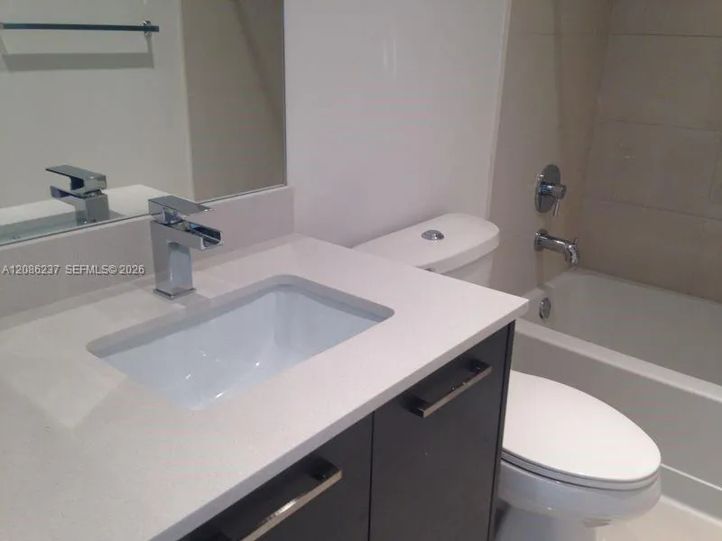 3566 NW 13th St Lauderhill, FL 33311