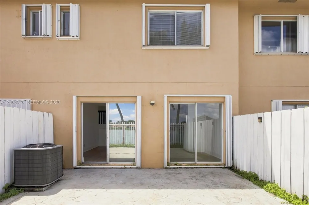 17561 SW 140th Ct Miami, FL 33177