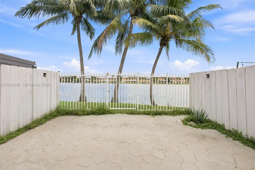 17561 SW 140th Ct Miami, FL 33177