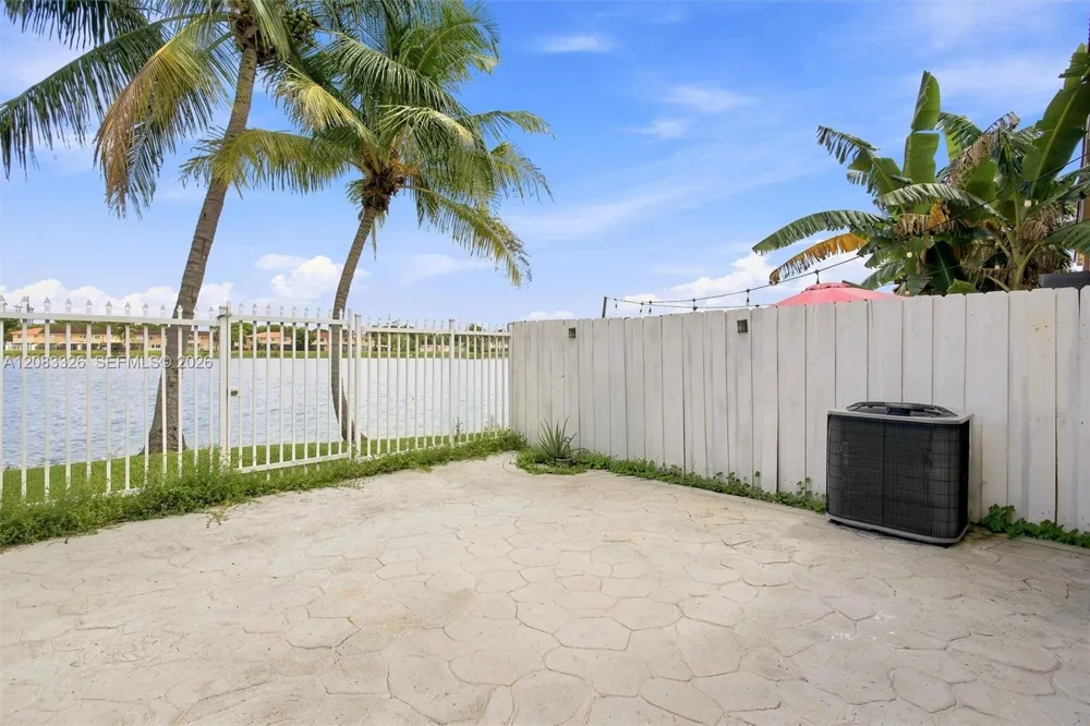 17561 SW 140th Ct Miami, FL 33177