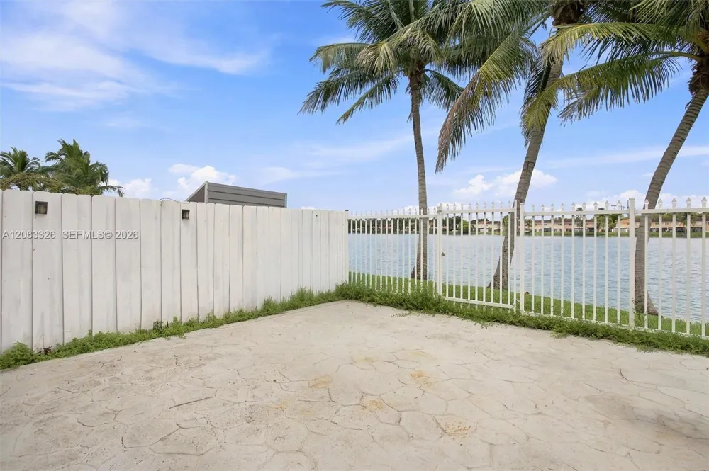 17561 SW 140th Ct Miami, FL 33177