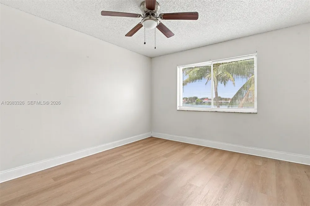 17561 SW 140th Ct Miami, FL 33177