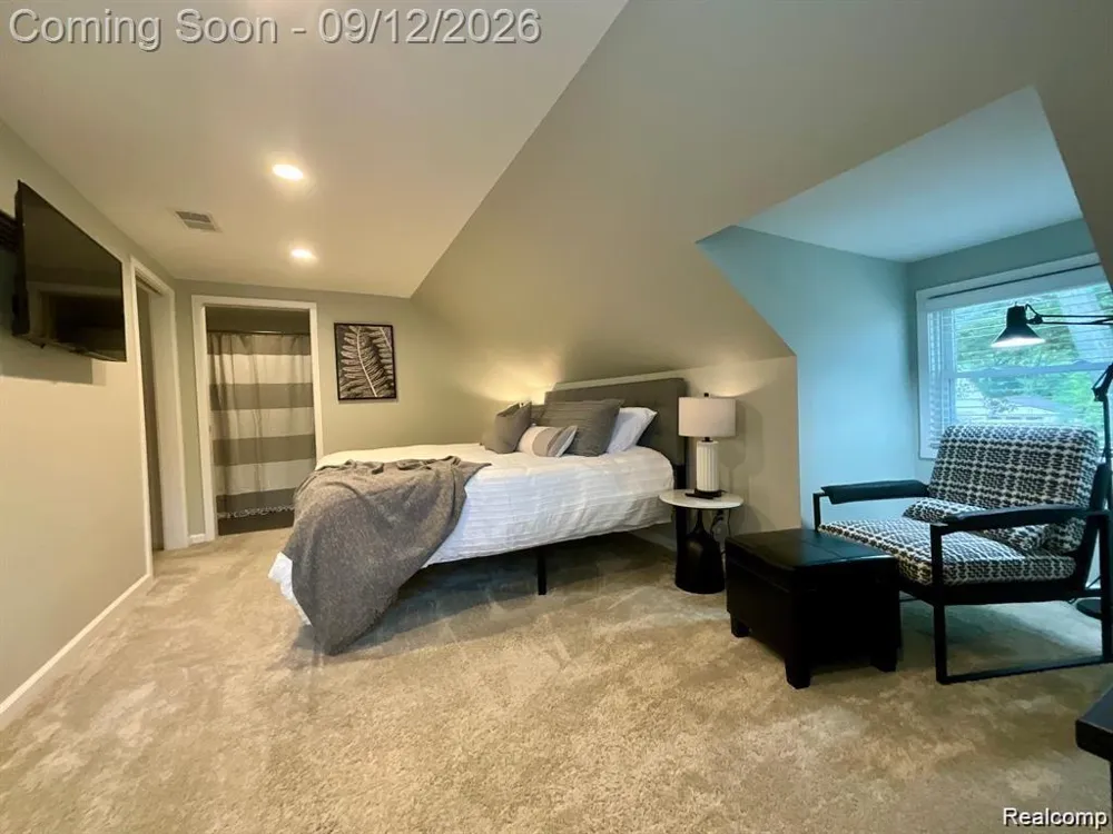 4160 Cummings Berkley City, MI 48072